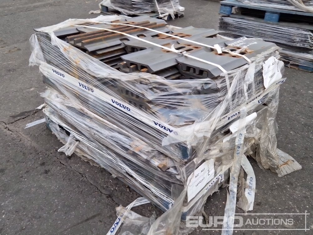 Track Plates to suit Volvo - Spare parts for Excavator: picture 1 Track Plates to suit Volvo - Spare parts for Excavator: picture 1