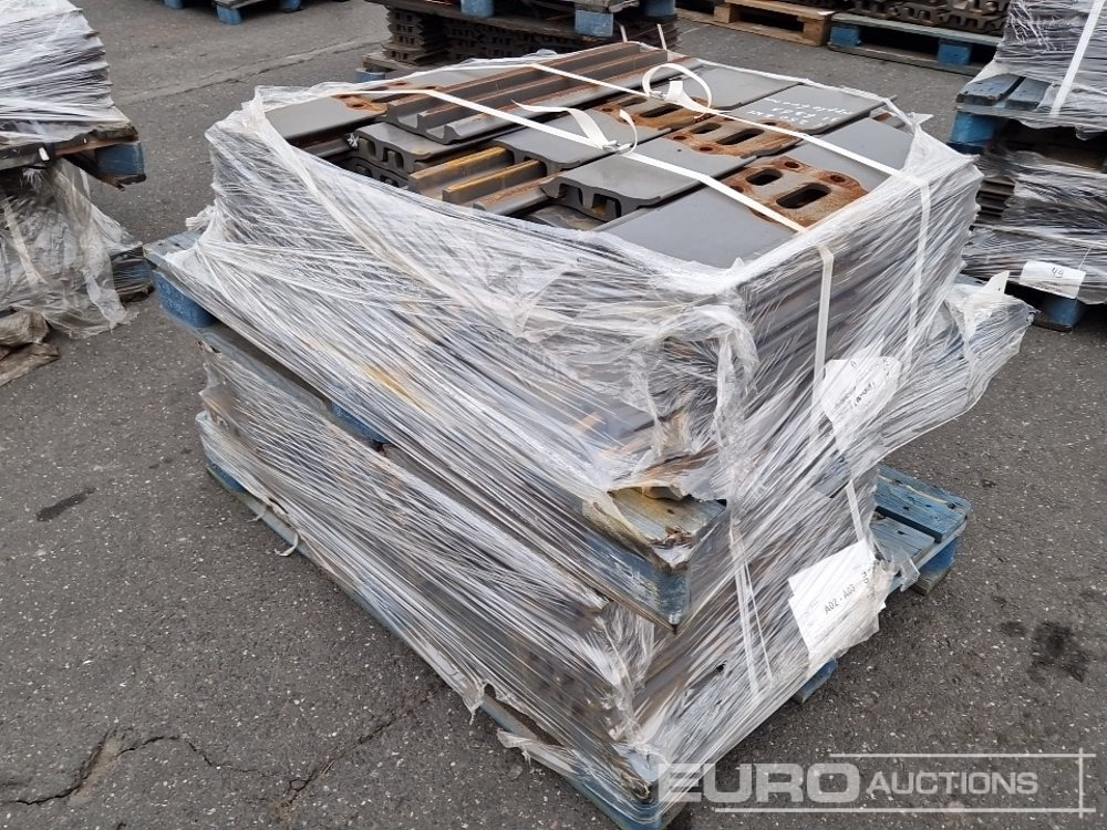 Track Plates to suit Volvo - Spare parts for Excavator: picture 3 Track Plates to suit Volvo - Spare parts for Excavator: picture 3