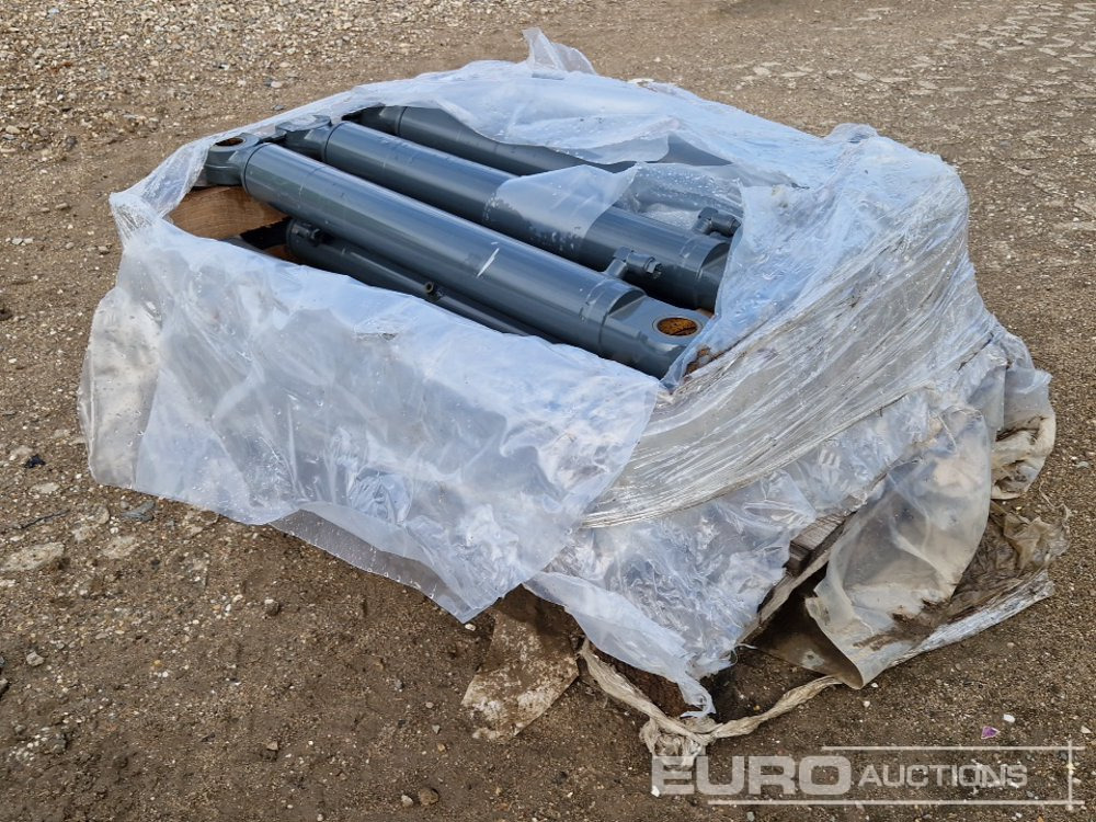 Unused Various Hydraulic Cylinders - Spare parts: picture 3 Unused Various Hydraulic Cylinders - Spare parts: picture 3