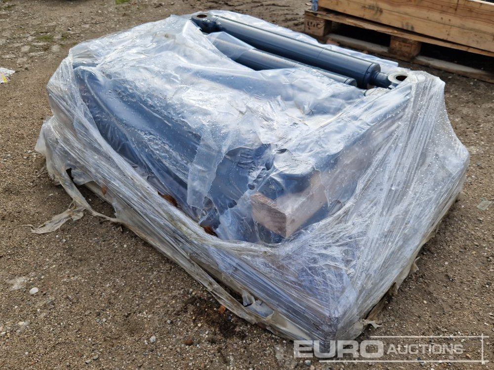 Unused Various Hydraulic Cylinders - Spare parts: picture 2 Unused Various Hydraulic Cylinders - Spare parts: picture 2