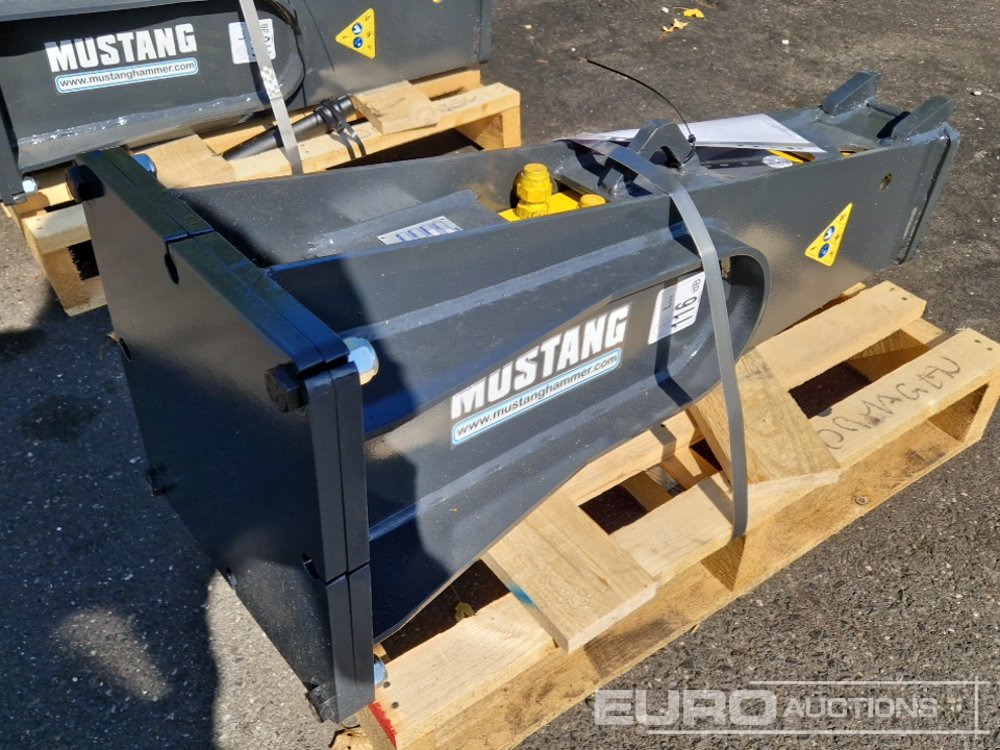 Unused 2025 Mustang HM252 - Hydraulic hammer: picture 3 Unused 2025 Mustang HM252 - Hydraulic hammer: picture 3