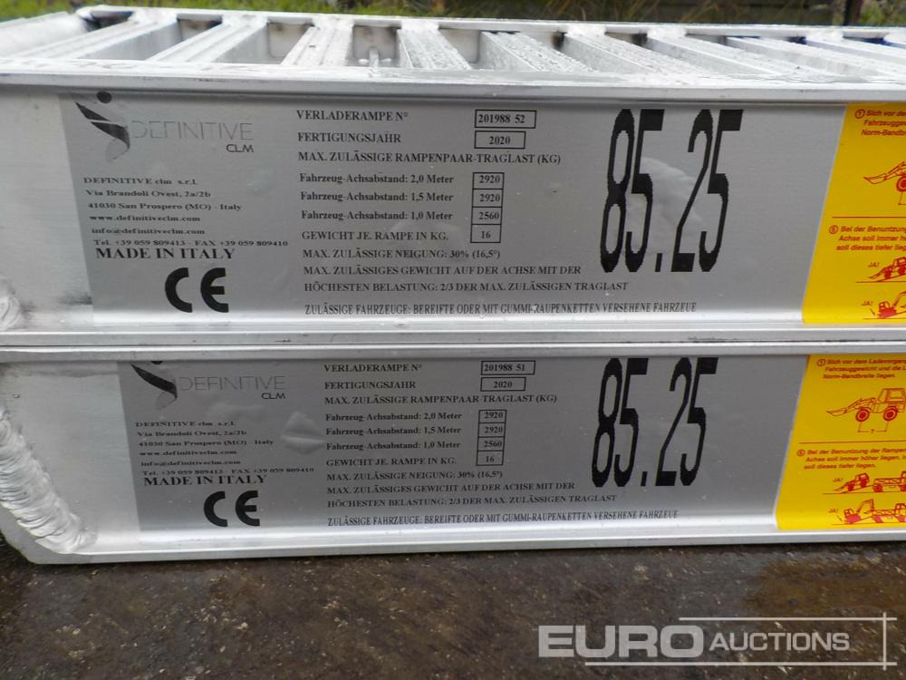 Unused CLM 85.25 Aluminium Loading Ramps (2 of) 2920kg Capacity, 2500mm Length - Loading ramp: picture 5 Unused CLM 85.25 Aluminium Loading Ramps (2 of) 2920kg Capacity, 2500mm Length - Loading ramp: picture 5
