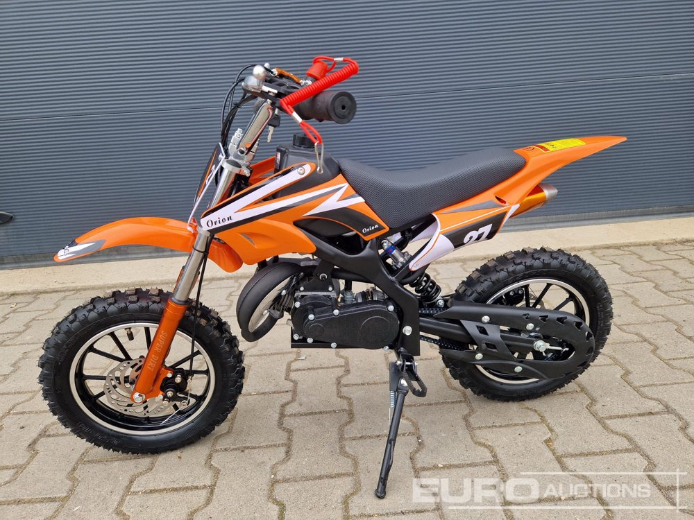 Unused DIRTBIKE 50R-D705 49CC Kids Petrol Motorbike, Automatic - Motorcycle: picture 3 Unused DIRTBIKE 50R-D705 49CC Kids Petrol Motorbike, Automatic - Motorcycle: picture 3