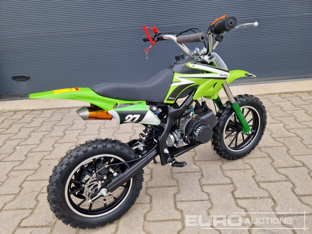 Unused DIRTBIKE 50R-D705 Kids Motorbike, 49cc, Automatic, Petrol - Motorcycle: picture 5 Unused DIRTBIKE 50R-D705 Kids Motorbike, 49cc, Automatic, Petrol - Motorcycle: picture 5