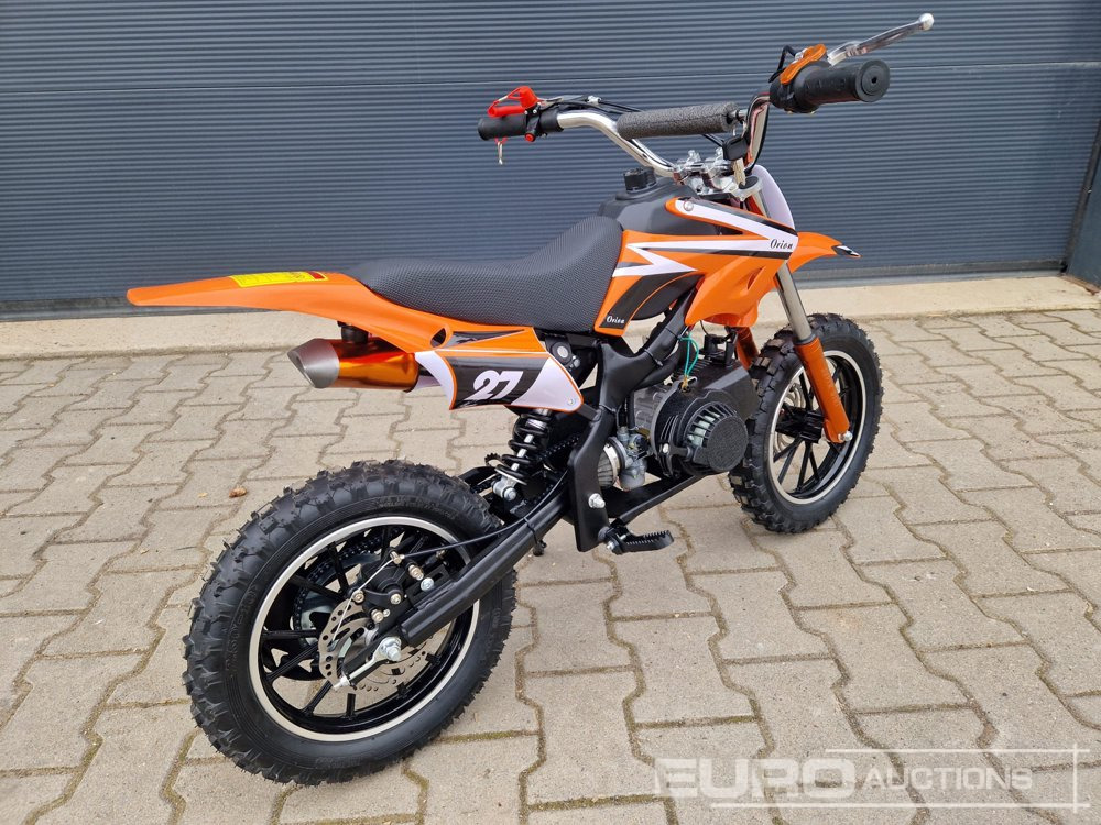 Unused DIRTBIKE 50R-D705 Kids Motorbike, 49cc, Automatic, petrol - Motorcycle: picture 5 Unused DIRTBIKE 50R-D705 Kids Motorbike, 49cc, Automatic, petrol - Motorcycle: picture 5
