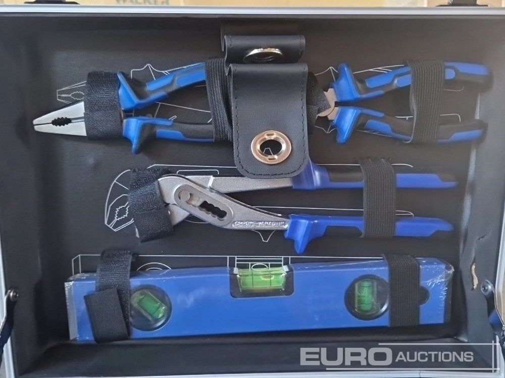 Unused Günter Wagen 110pc Tool Cases - Workshop equipment: picture 4 Unused Günter Wagen 110pc Tool Cases - Workshop equipment: picture 4