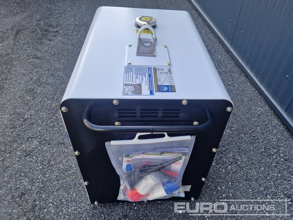 Unused Hyundai DHY8500SE-T Diesel Generator Set, 13HP, 230V, 400V, 50HZ - Generator set: picture 5 Unused Hyundai DHY8500SE-T Diesel Generator Set, 13HP, 230V, 400V, 50HZ - Generator set: picture 5