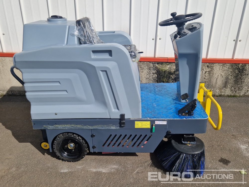 Unused Kaster VOL-1350 - Road sweeper: picture 5 Unused Kaster VOL-1350 - Road sweeper: picture 5