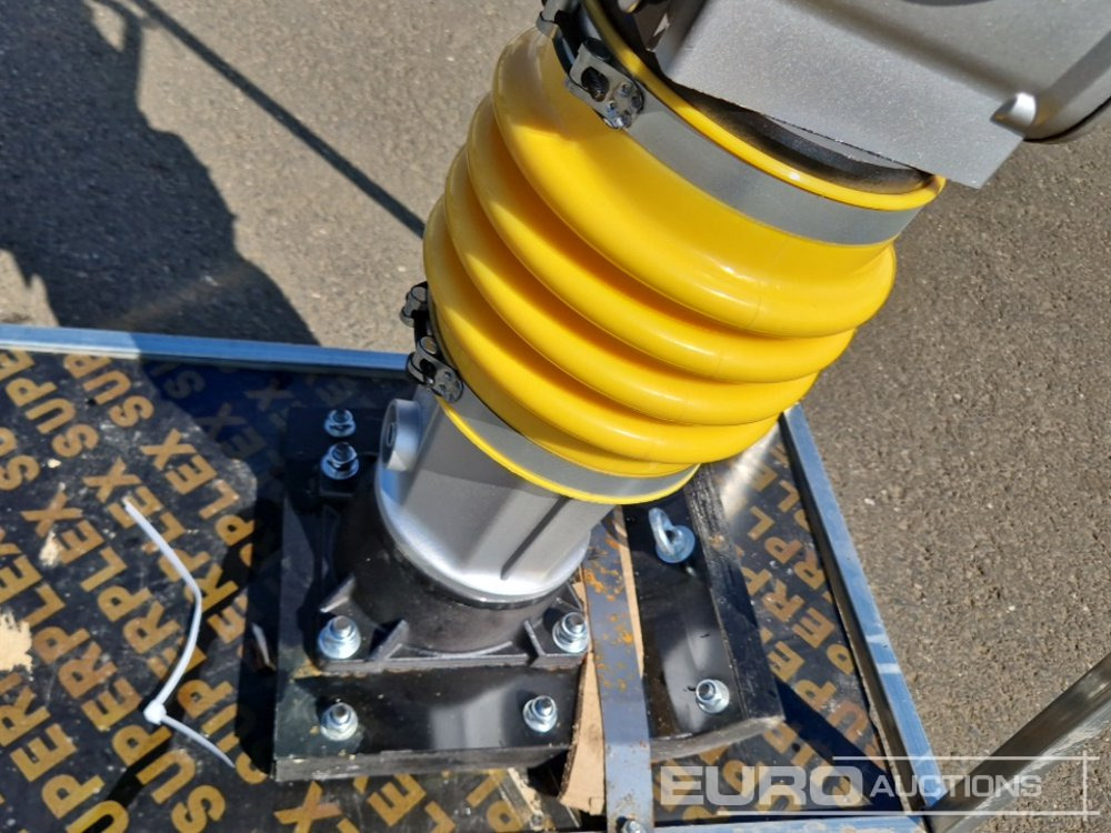 Unused Locin HCR90L - Asphalt machine: picture 4 Unused Locin HCR90L - Asphalt machine: picture 4