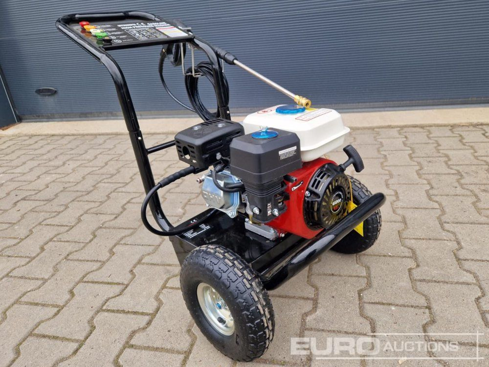 Unused MAXWIN MT3500PSI Petrol Powered High Pressure Washer, 240bar, 6.5HP - Pressure washer: picture 3 Unused MAXWIN MT3500PSI Petrol Powered High Pressure Washer, 240bar, 6.5HP - Pressure washer: picture 3