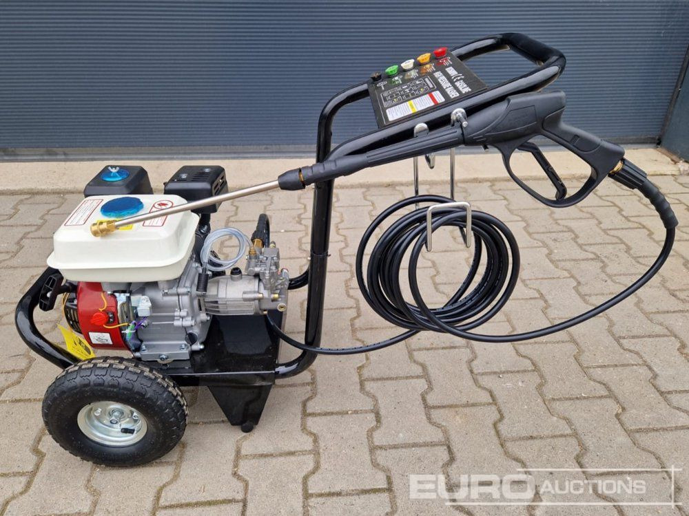 Unused MAXWIN MT3500PSI Petrol Powered High Pressure Washer, 240bar, 6.5HP - Pressure washer: picture 4 Unused MAXWIN MT3500PSI Petrol Powered High Pressure Washer, 240bar, 6.5HP - Pressure washer: picture 4