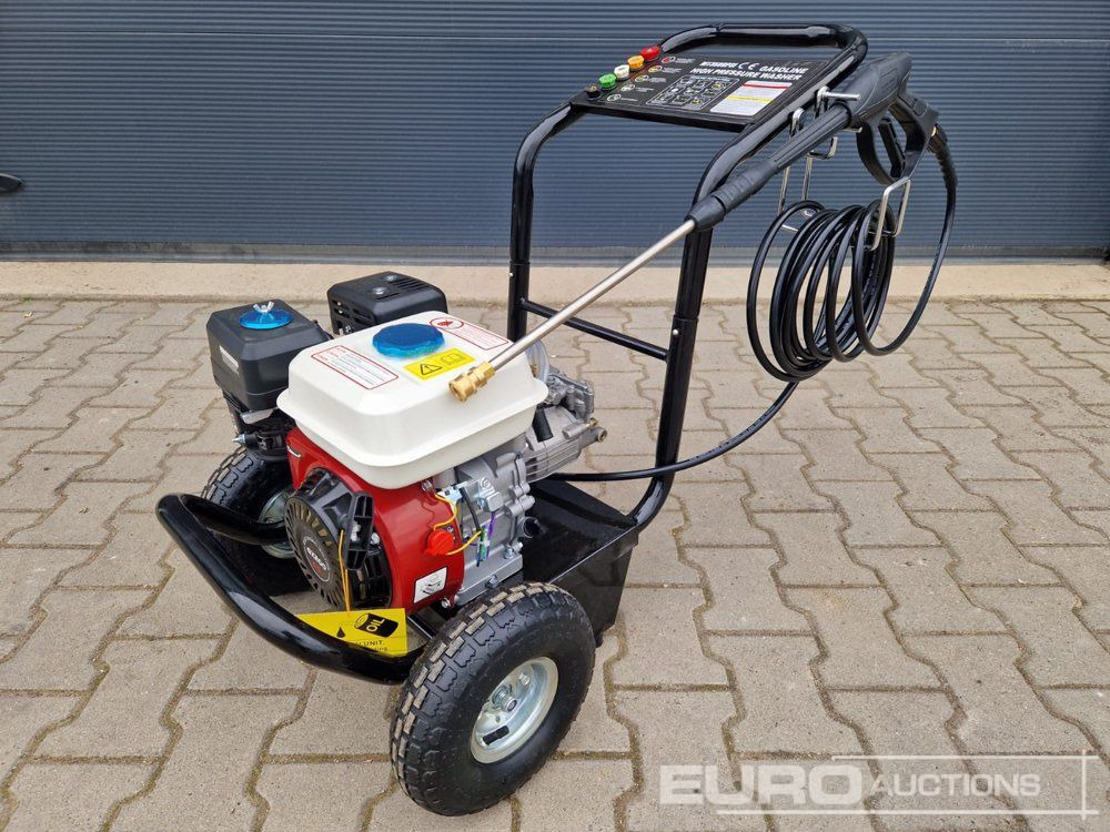Unused MAXWIN MT3500PSI Petrol Powered High Pressure Washer, 240bar, 6.5HP - Pressure washer: picture 1 Unused MAXWIN MT3500PSI Petrol Powered High Pressure Washer, 240bar, 6.5HP - Pressure washer: picture 1