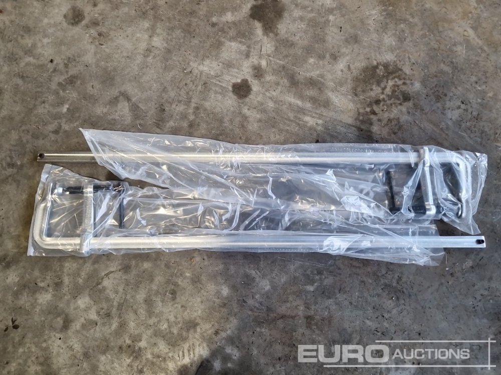 Unused Solid X Forged Welding Clamps 120mm x 1000mm (2 Pieces) - Workshop equipment: picture 3 Unused Solid X Forged Welding Clamps 120mm x 1000mm (2 Pieces) - Workshop equipment: picture 3
