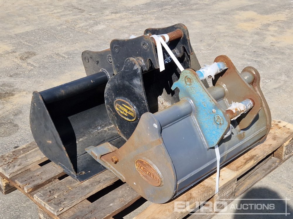Unused Strickland 3B", 24", 12" Digging Buckets, MH03 to suit 1 Ton Excavator (3 of) - Bucket: picture 4 Unused Strickland 3B", 24", 12" Digging Buckets, MH03 to suit 1 Ton Excavator (3 of) - Bucket: picture 4