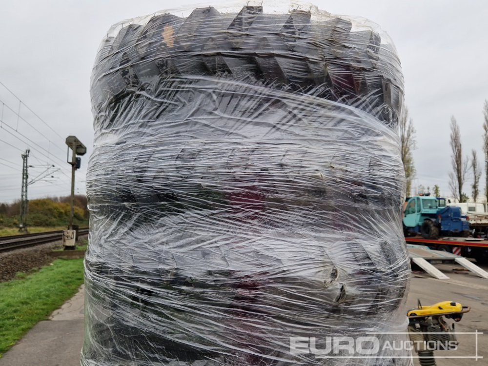 Unused Tyre to suit Wacker Neuson EW100 (4 of) - Tire: picture 2 Unused Tyre to suit Wacker Neuson EW100 (4 of) - Tire: picture 2