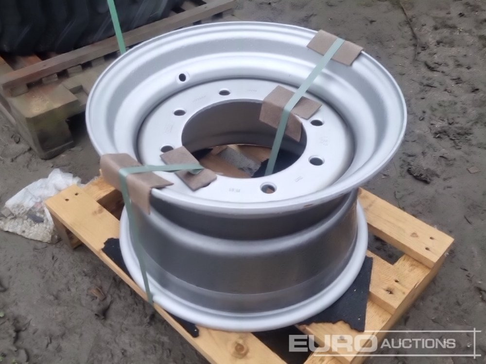 Unused Wacker Neuson Rim - Tire: picture 3 Unused Wacker Neuson Rim - Tire: picture 3