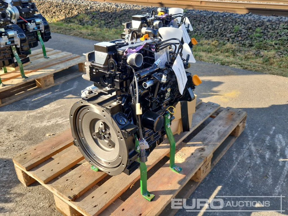 Unused Yanmar 3TNV74F-SNNS - Engine: picture 2 Unused Yanmar 3TNV74F-SNNS - Engine: picture 2