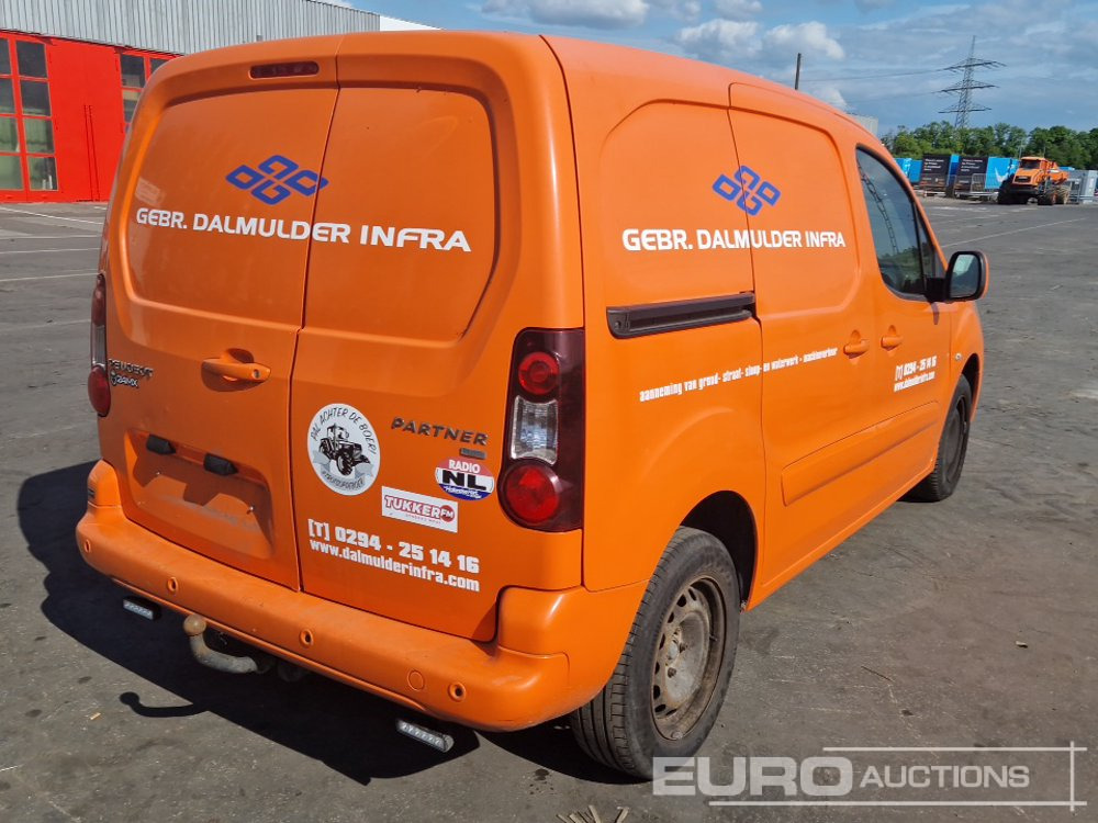 2016 Peugeot PARTNER 1.6HDI - Van: picture 5 2016 Peugeot PARTNER 1.6HDI - Van: picture 5