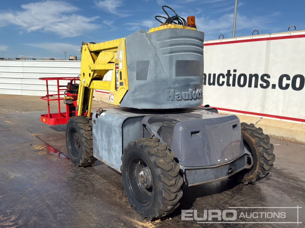 2004 Haulotte HA12PX - Aerial platform: picture 3 2004 Haulotte HA12PX - Aerial platform: picture 3