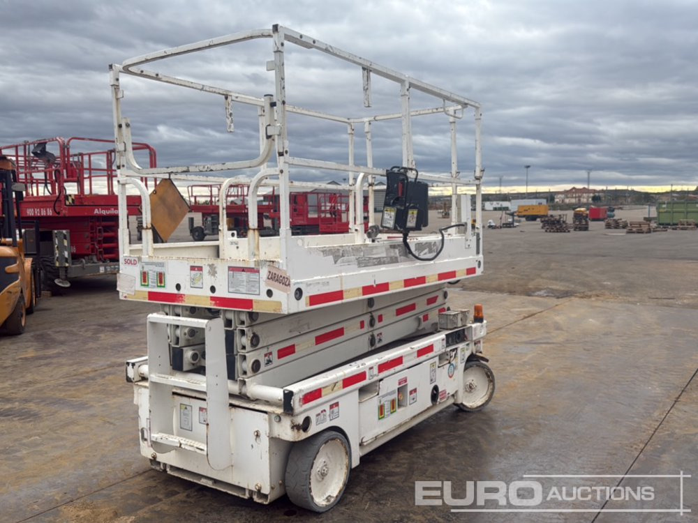 2014 Haulotte Compact 10 - Aerial platform: picture 5 2014 Haulotte Compact 10 - Aerial platform: picture 5