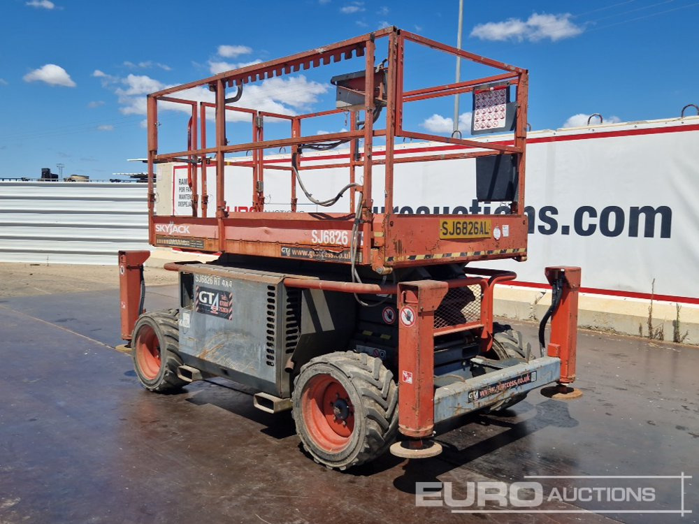 2015 SkyJack SJ6826RT - Aerial platform: picture 3 2015 SkyJack SJ6826RT - Aerial platform: picture 3