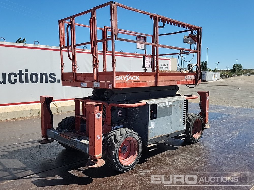 2015 SkyJack SJ6832RT - Aerial platform: picture 1 2015 SkyJack SJ6832RT - Aerial platform: picture 1