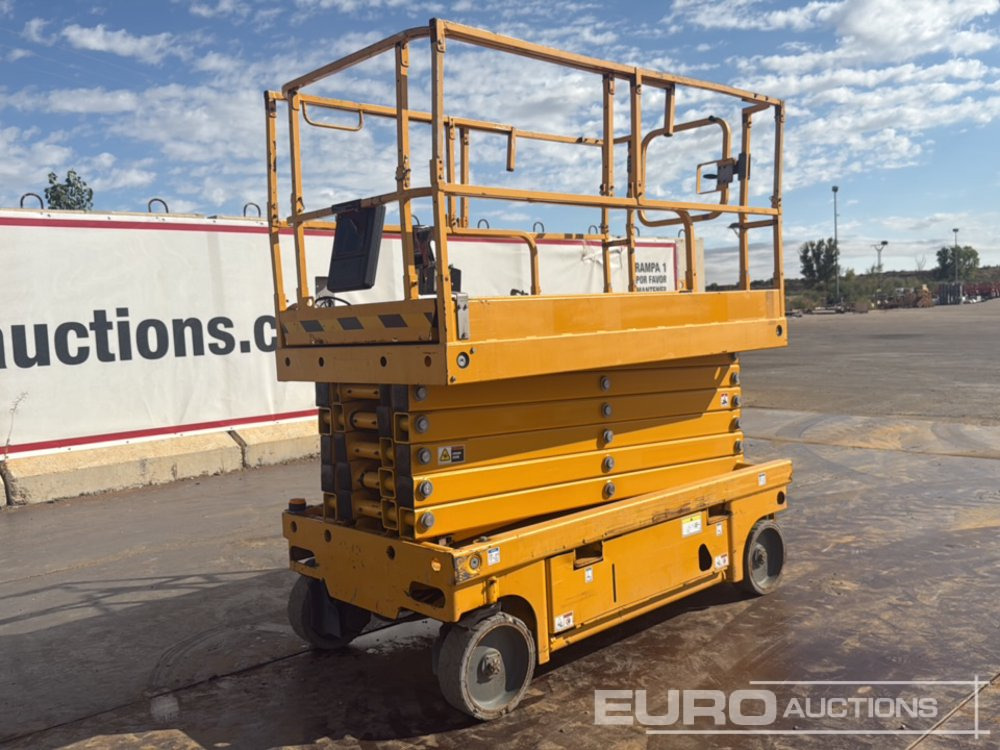 2016 Haulotte Compact 14 - Aerial platform: picture 1 2016 Haulotte Compact 14 - Aerial platform: picture 1
