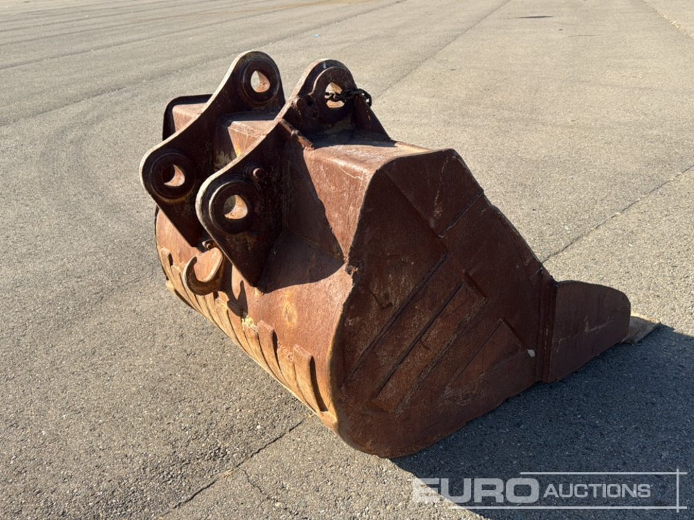60" Digging Bucket - Bucket: picture 4 60" Digging Bucket - Bucket: picture 4
