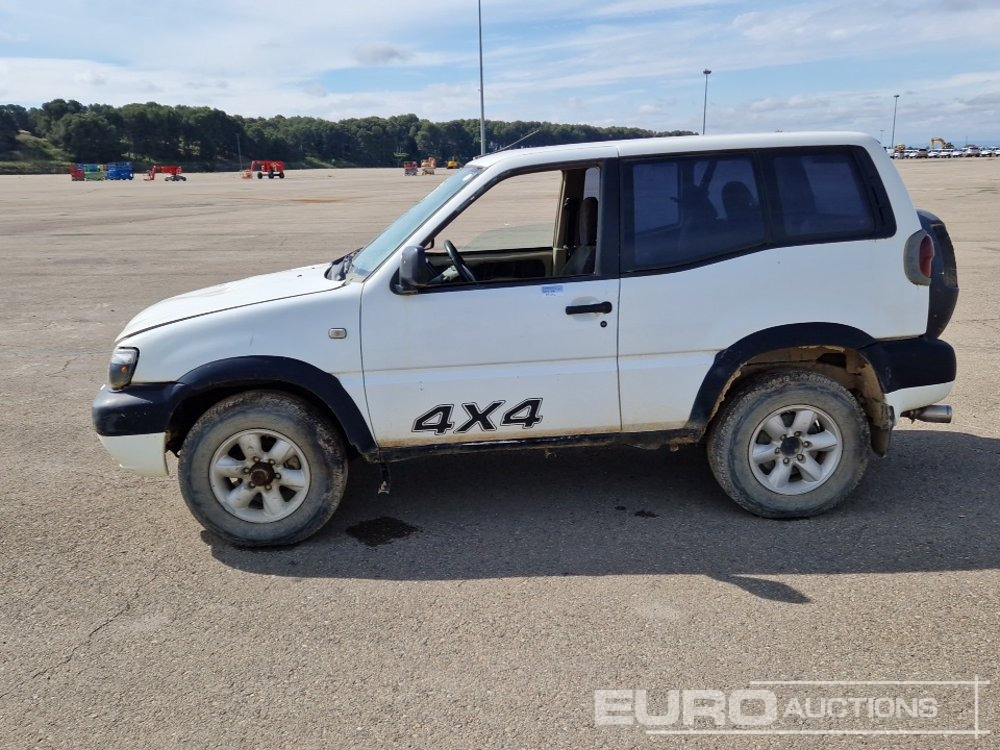2002 Nissan Terrano II - Construction machinery: picture 2 2002 Nissan Terrano II - Construction machinery: picture 2
