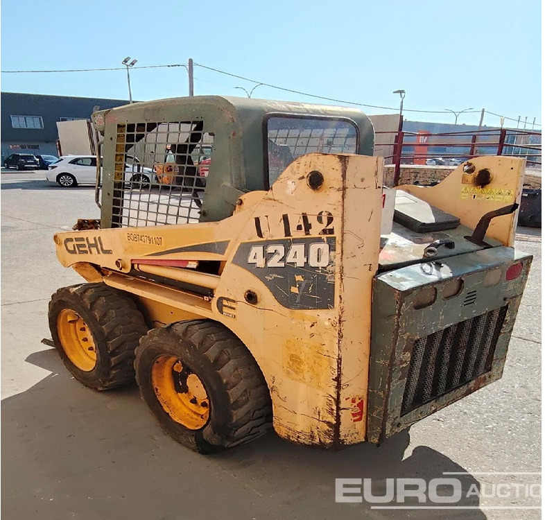 Gehl SL4240 - Skid steer loader: picture 1 Gehl SL4240 - Skid steer loader: picture 1