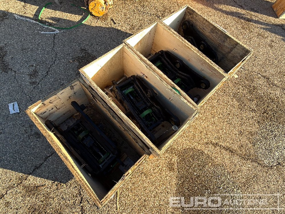 Geith Quick Coupler QC45-50H2G4-555 to suit Kubota KX080-4 (S/Ns 1045725, 1061012, 1053631, 1045727, 1045728) (5 of) - Quick coupler: picture 3 Geith Quick Coupler QC45-50H2G4-555 to suit Kubota KX080-4 (S/Ns 1045725, 1061012, 1053631, 1045727, 1045728) (5 of) - Quick coupler: picture 3