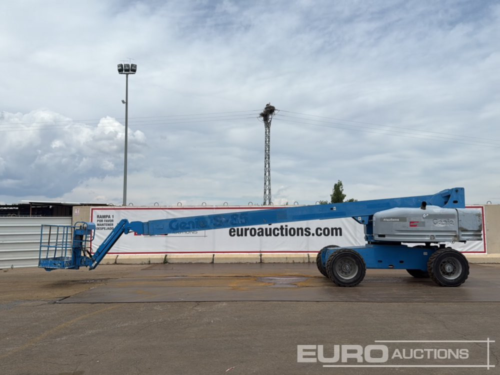 Genie S85 - Aerial platform: picture 2 Genie S85 - Aerial platform: picture 2