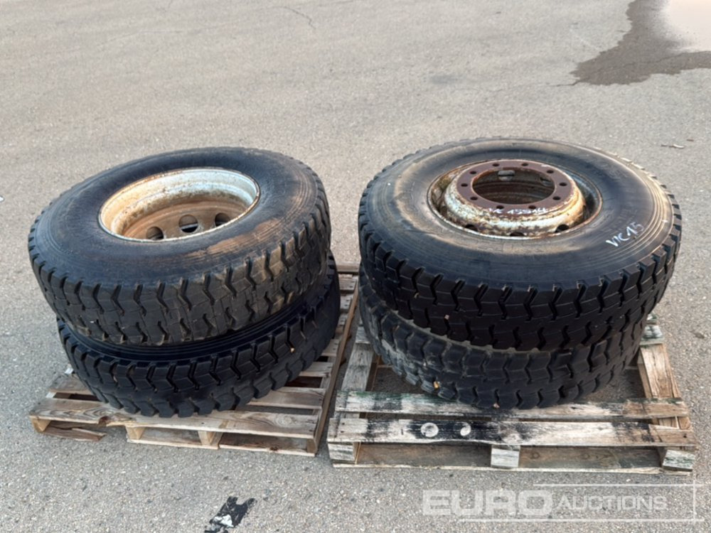 Hankook Pallet of 13R 22.5 Rims & Tyres / Pallet de Ruedas - Tire: picture 5 Hankook Pallet of 13R 22.5 Rims & Tyres / Pallet de Ruedas - Tire: picture 5