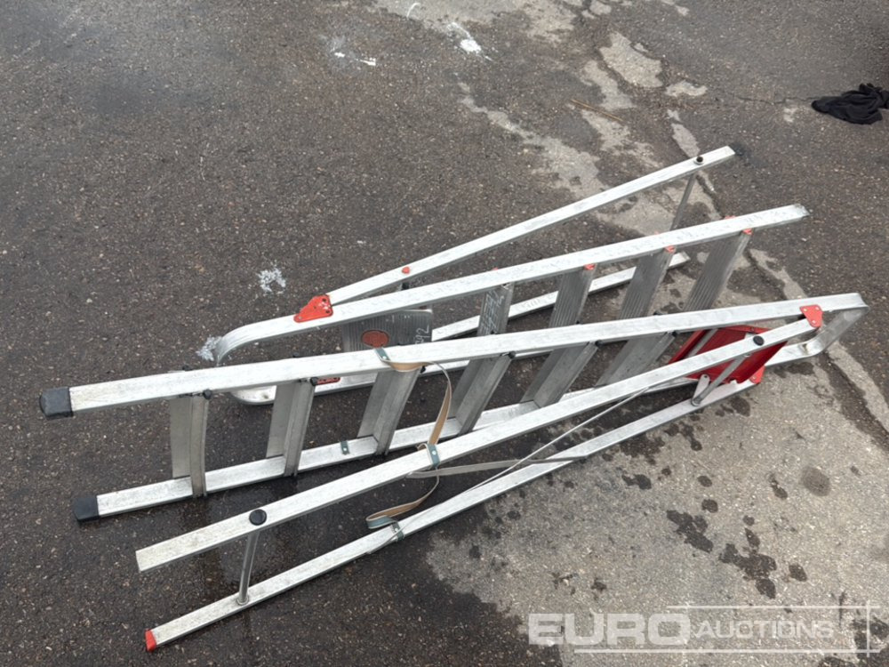 Manual Ladder (2 of) - Construction equipment: picture 2 Manual Ladder (2 of) - Construction equipment: picture 2