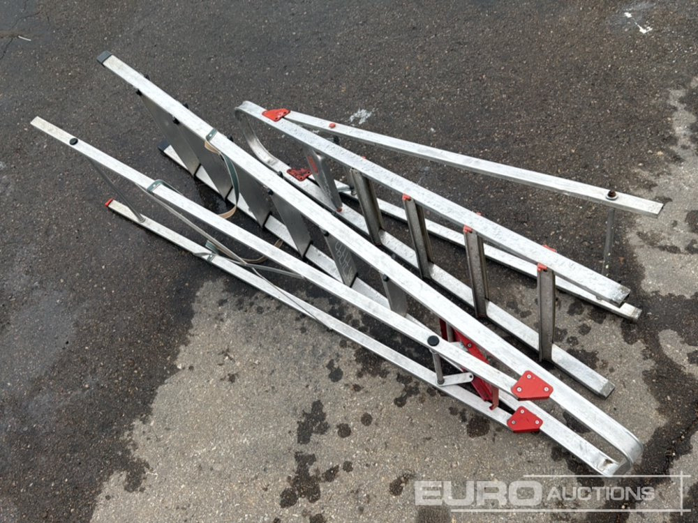 Manual Ladder (2 of) - Construction equipment: picture 1 Manual Ladder (2 of) - Construction equipment: picture 1