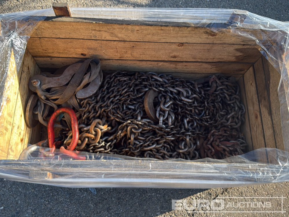 Pallet of Chain Hooks - Construction equipment: picture 5 Pallet of Chain Hooks - Construction equipment: picture 5