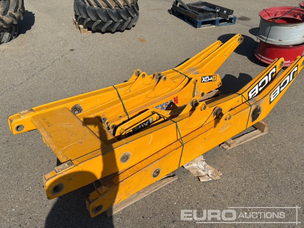 JCB Front Loader Arm to suit Backhoe 3CX-4CX (2 of), Back Arm to Suit Backhoe 1CX (3 of) - Spare parts: picture 4 JCB Front Loader Arm to suit Backhoe 3CX-4CX (2 of), Back Arm to Suit Backhoe 1CX (3 of) - Spare parts: picture 4
