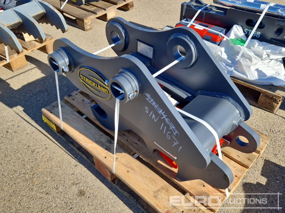 Strickland ZX210 - Quick coupler: picture 1 Strickland ZX210 - Quick coupler: picture 1