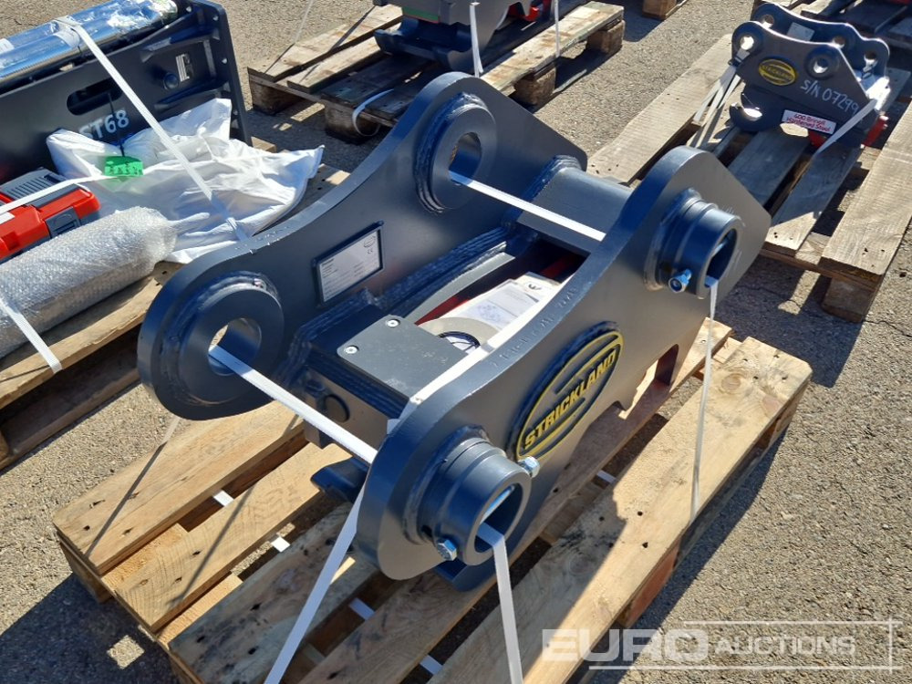 Strickland ZX210 - Quick coupler: picture 2 Strickland ZX210 - Quick coupler: picture 2