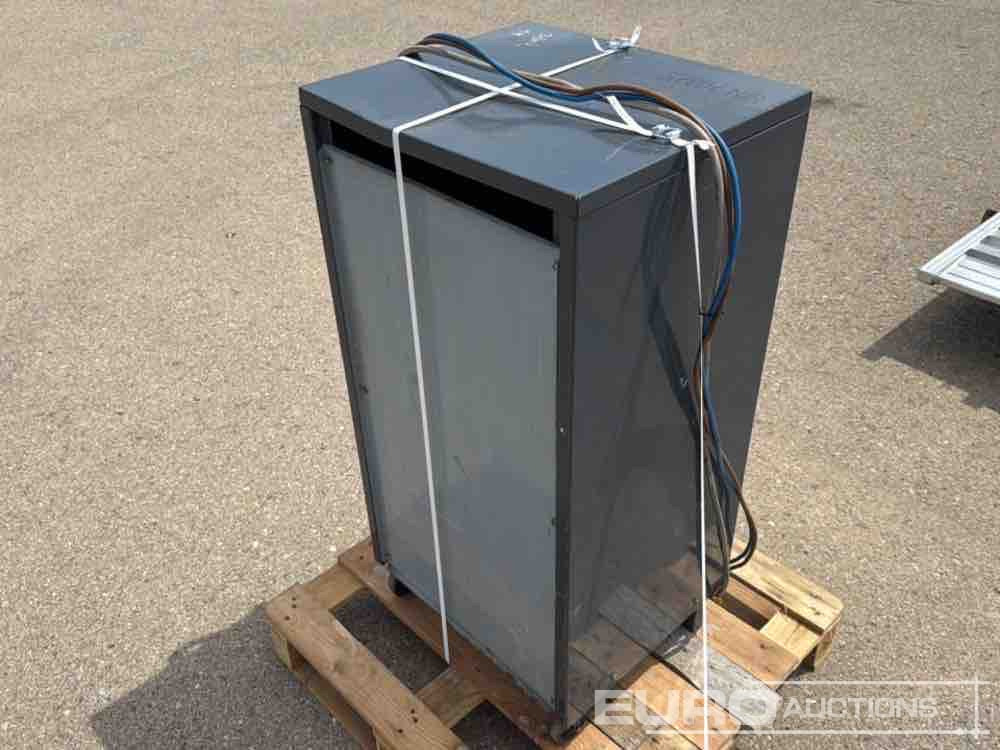 Tbi-elst bv Electronic Battery Charger 220/380Volts - Construction equipment: picture 3 Tbi-elst bv Electronic Battery Charger 220/380Volts - Construction equipment: picture 3