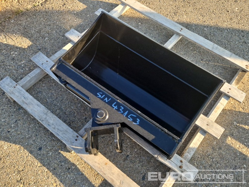 Unused 2025 Captok 24" Tilt Ditching Bucket to suit Mini Excavator / Cazo - Bucket: picture 2 Unused 2025 Captok 24" Tilt Ditching Bucket to suit Mini Excavator / Cazo - Bucket: picture 2