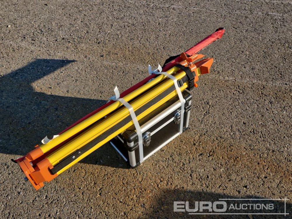 Unused 2025 Captok Self-Leveling Rotary Laser Level Wth Batteries, Receiver, Tripod, Grade Rod / Laser - Construction equipment: picture 1 Unused 2025 Captok Self-Leveling Rotary Laser Level Wth Batteries, Receiver, Tripod, Grade Rod / Laser - Construction equipment: picture 1