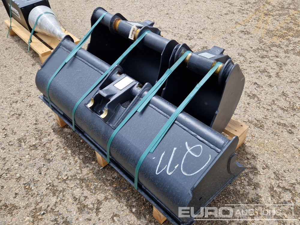 Unused 2025 Häner 42" Ditching, 24", 12" Digging Buckets to suit Mini Excavator / Cazo - Bucket: picture 3 Unused 2025 Häner 42" Ditching, 24", 12" Digging Buckets to suit Mini Excavator / Cazo - Bucket: picture 3