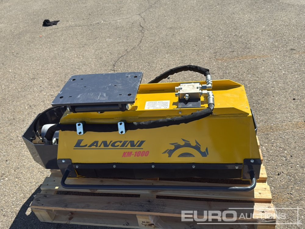 Unused 2025 Lancini KM1000 - Bucket: picture 5 Unused 2025 Lancini KM1000 - Bucket: picture 5