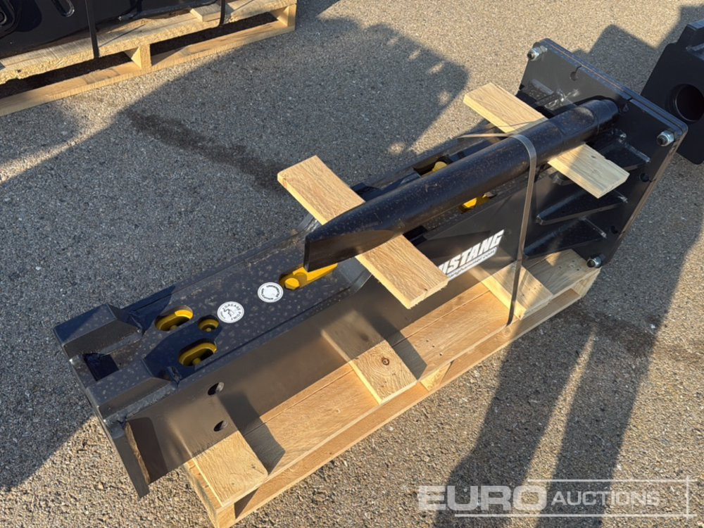 Unused 2025 Mustang HS1002 - Hydraulic hammer: picture 4 Unused 2025 Mustang HS1002 - Hydraulic hammer: picture 4