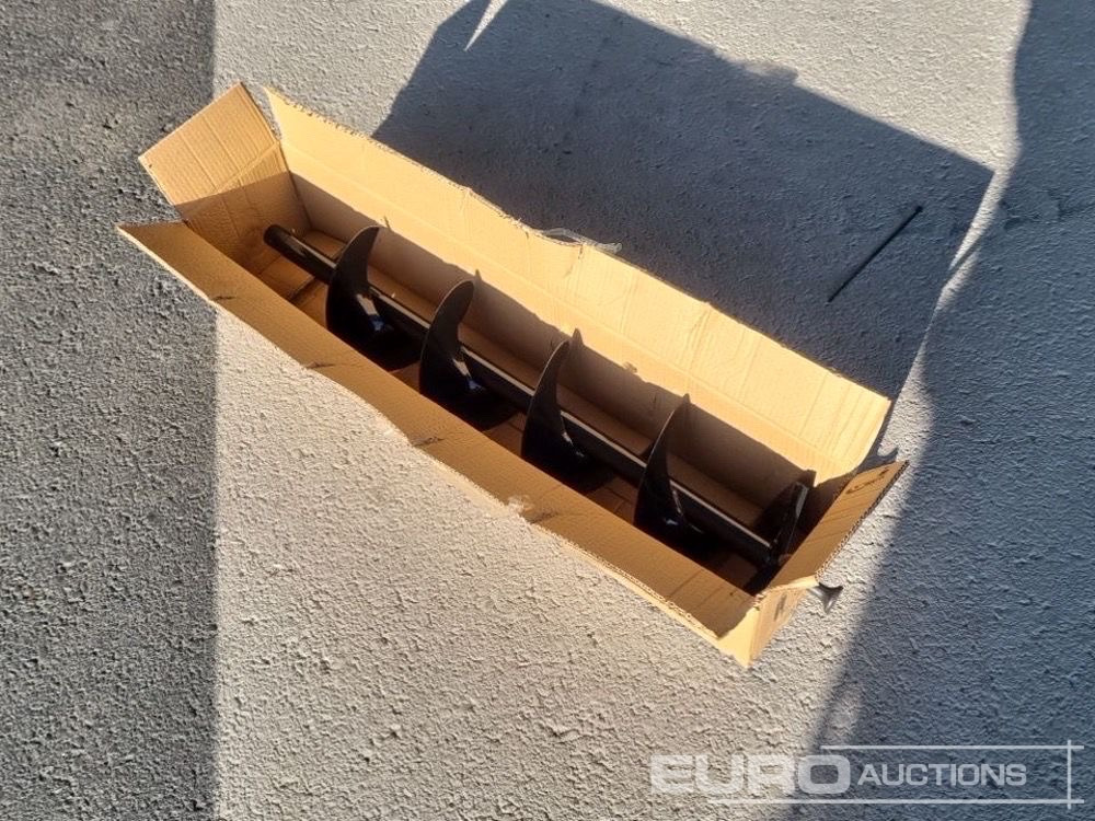 Unused Daewoo 200x1000mm Drill to suit Daewoo DAEA520-B Earth Auger (2 of) / Barrena para ahoyadora - Construction equipment: picture 3 Unused Daewoo 200x1000mm Drill to suit Daewoo DAEA520-B Earth Auger (2 of) / Barrena para ahoyadora - Construction equipment: picture 3