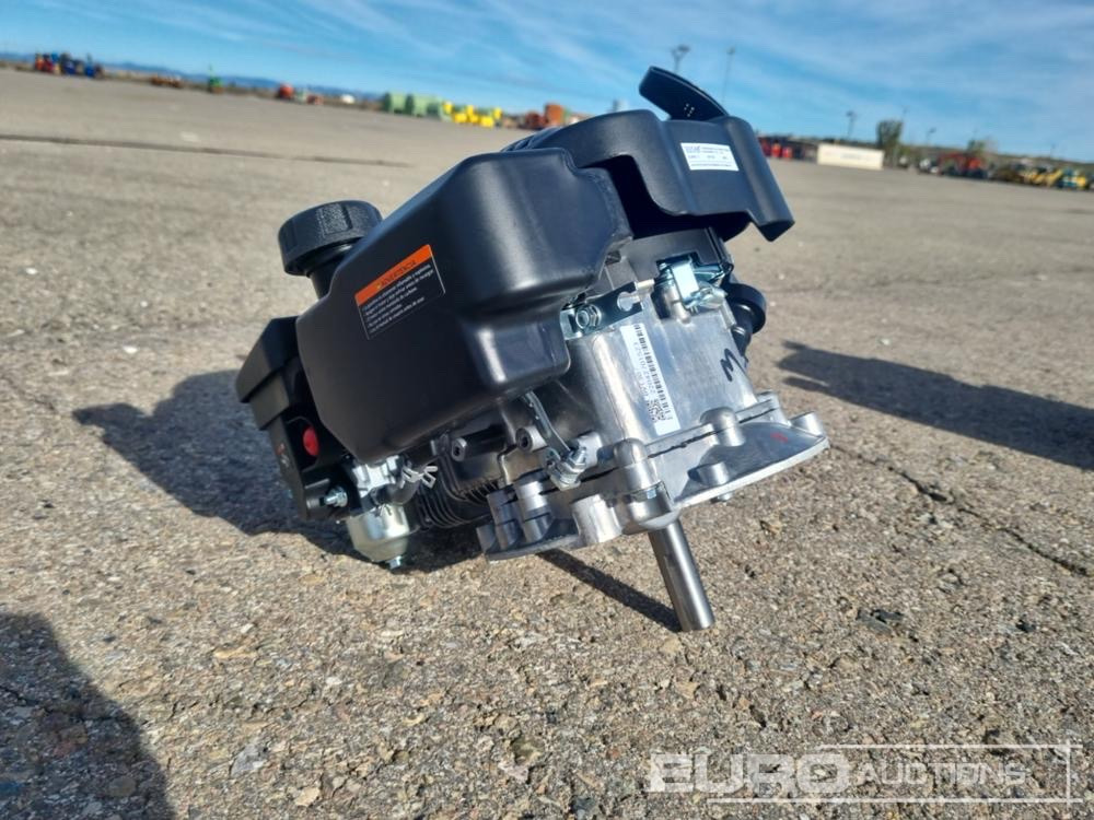 Unused Daewoo DV170 - Engine: picture 2 Unused Daewoo DV170 - Engine: picture 2