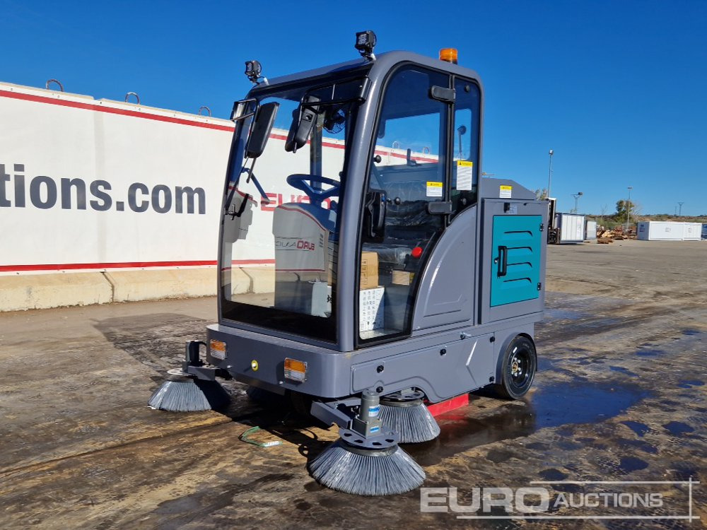 Unused Kaster S.2000 - Road sweeper: picture 1 Unused Kaster S.2000 - Road sweeper: picture 1