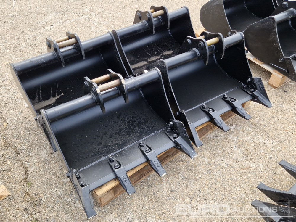 Unused Yanmar H02-0600-7603 - Bucket: picture 3 Unused Yanmar H02-0600-7603 - Bucket: picture 3