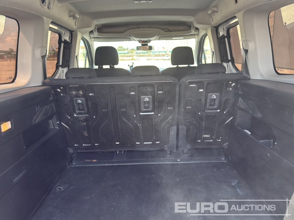 Van 2022 Toyota Proace City: picture 14